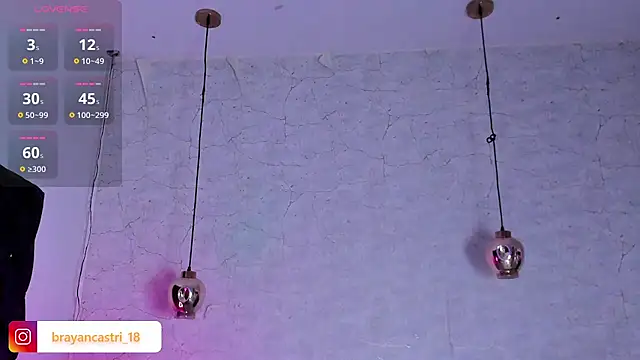 Ian Castillo  online show from November 24, 12:17 pm