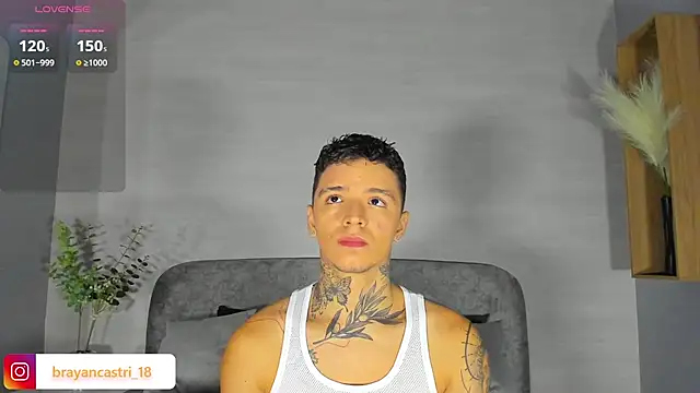 Ian Castillo  online show from May 28, 11:08 am