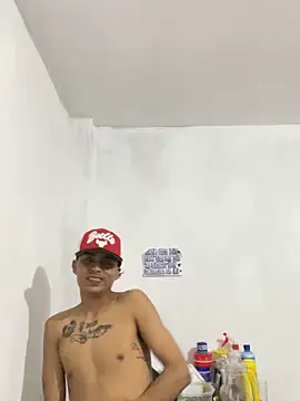 Snapshot of danielsonjalo chatting on October 27, 11:07 pm danielsonjalo online show from October 27, 11:07 pm
