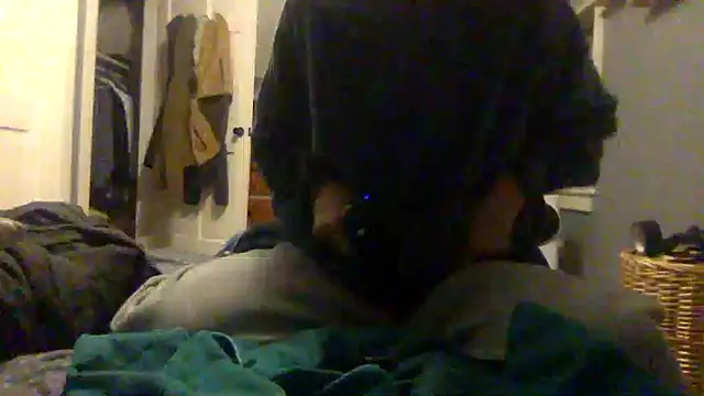 KittingGrappler online show from November 22, 1:49 am