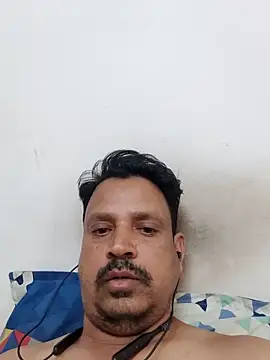 Raj1043 online show from February 25, 10:15 am