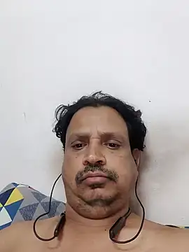 Raj1043 online show from January 9, 8:55 pm