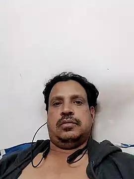 Raj1043 online show from December 19, 8:23 pm