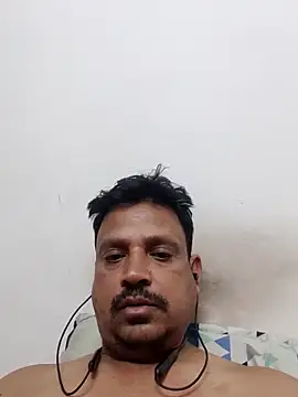 Raj1043 online show from February 23, 6:19 pm
