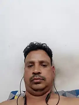 Raj1043 online show from February 9, 11:36 am