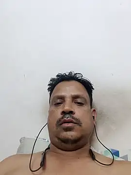 Raj1043 online show from February 15, 7:06 pm
