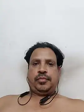 Raj1043 online show from January 8, 8:18 pm