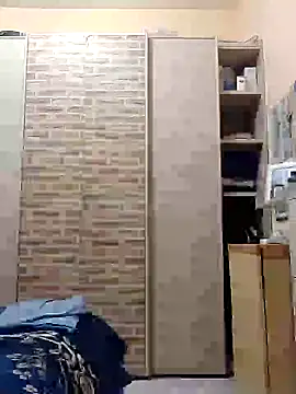 Snapshot of Stalllonesex chatting on December 23, 4:39 pm Stalllonesex online show from December 23, 4:39 pm