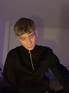 MiguelRausch online show from February 26, 5:50 pm