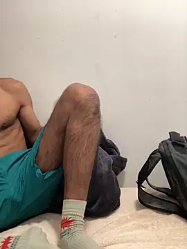 Lucascacaca online show from March 3, 11:00 pm