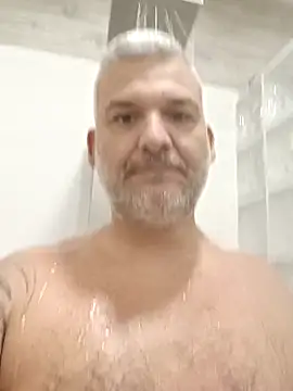 Holaluz2 online show from December 5, 7:10 pm