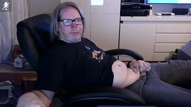 VSteph online show from March 8, 11:31 pm