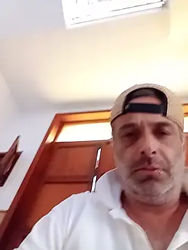 Gianlucazeis online show from August 8, 1:29 pm