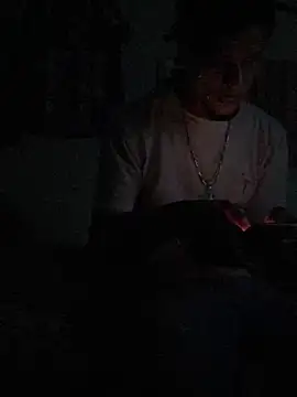 Johnras121 online show from December 18, 12:50 am