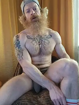 Gingerbeard40 online show from March 4, 7:15 am