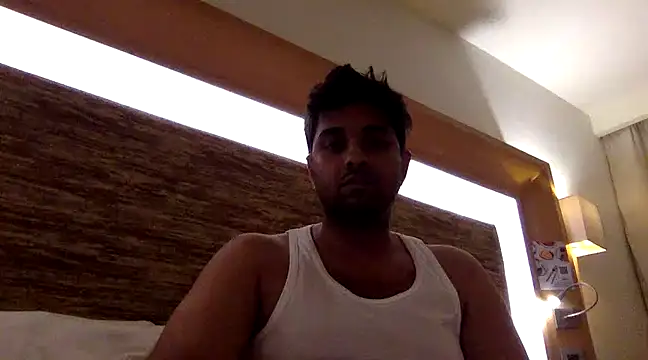 xavier2177 online show from December 18, 6:46 pm