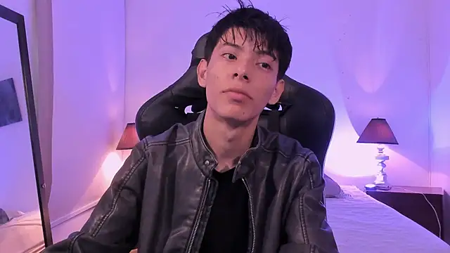 alexandersawyer online show from November 11, 12:32 pm