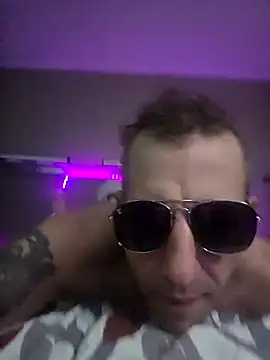 KRYSTALRAINE1986 online show from December 19, 7:16 am