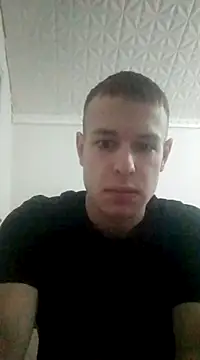 Snapshot of pretty_roman chatting on February 10, 3:32 pm pretty roman online show from February 10, 3:32 pm