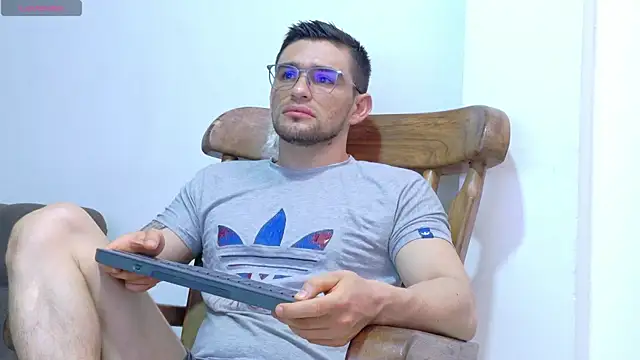 Sexy Alejandro  online show from March 25, 12:09 pm