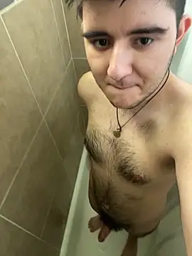 Yann 18 online show from October 26, 8:55 pm