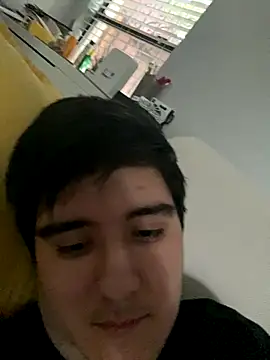 Yann 18 online show from October 14, 11:34 pm