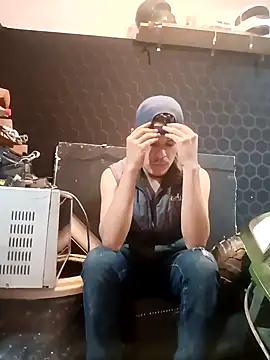 M3X1C4N069 online show from September 24, 11:19 am