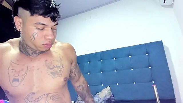 daamonxxx19 online show from February 17, 9:52 am