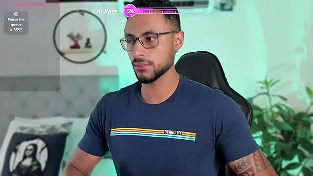 LiamGarcia1 online show from December 13, 12:17 pm