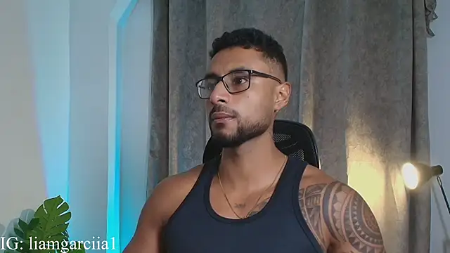 LiamGarcia1 online show from March 14, 12:10 am