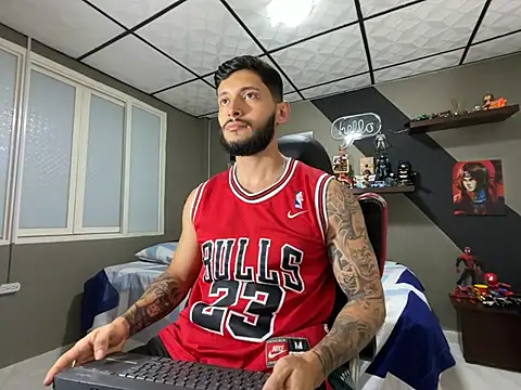 marcel crawford96 online show from July 24, 1:51 pm