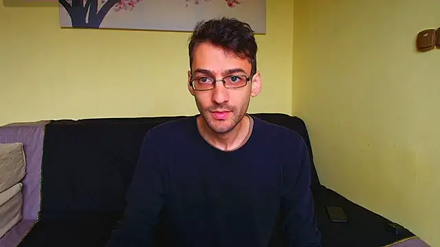 Snapshot of HungEddy chatting on October 7, 9:24 am HungEddy online show from October 7, 9:24 am