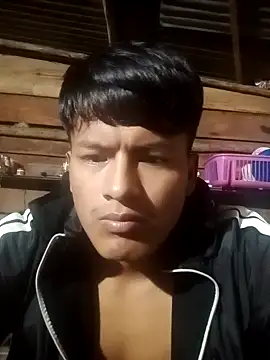 Snapshot of Huebolocko chatting on October 1, 4:05 am Huebolocko online show from October 1, 4:05 am