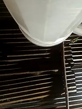 Snapshot of Huebolocko chatting on February 10, 5:03 am Huebolocko online show from February 10, 5:03 am