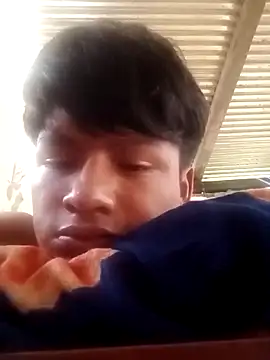 Snapshot of Huebolocko chatting on February 27, 7:26 pm Huebolocko online show from February 27, 7:26 pm