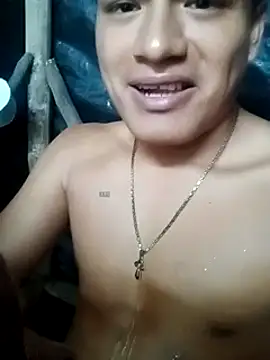 Snapshot of Huebolocko chatting on February 19, 5:38 pm Huebolocko online show from February 19, 5:38 pm