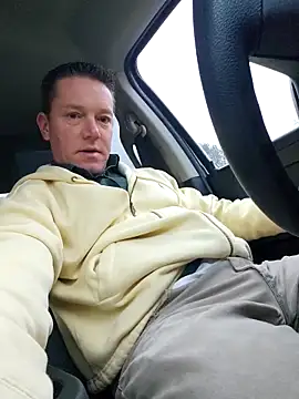 Bigtater1999 online show from December 2, 12:41 pm