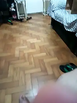 Snapshot of lobomisterioso13 chatting on January 6, 2:37 am lobomisterioso13 online show from January 6, 2:37 am