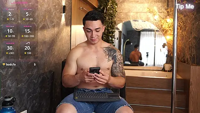 Ryan Hunt online show from December 5, 1:51 pm