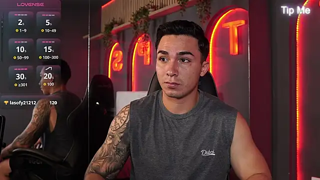 Ryan Hunt online show from December 17, 2:02 pm