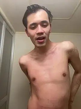 Snapshot of ryusei18570 chatting on February 24, 3:42 pm ryusei18570 online show from February 24, 3:42 pm