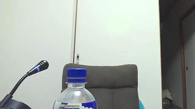 Snapshot of ryusei18570 chatting on September 13, 3:02 pm ryusei18570 online show from September 13, 3:02 pm