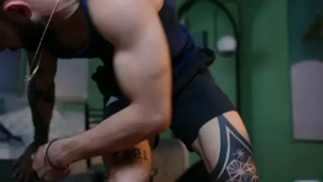 Austin bolt online show from November 22, 4:56 am