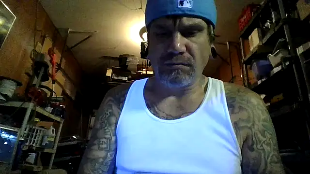 Snapshot of clitstitsandbongrips chatting on September 11, 10:03 am clitstitsandbongrips online show from September 11, 10:03 am