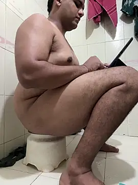 ved240 online show from April 19, 4:50 pm