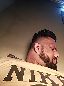Snapshot of Vickymehra005 chatting on January 15, 6:51 pm Vickymehra005 online show from January 15, 6:51 pm