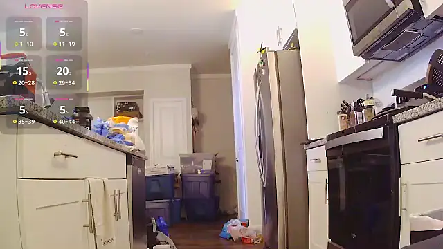 Strong Bear89 online show from November 5, 6:10 pm