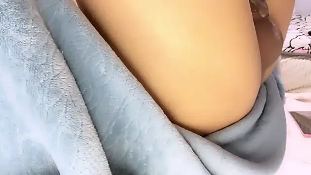 Snapshot of Im_IVE_LOVE chatting on October 5, 10:58 pm Im IVE LOVE online show from October 5, 10:58 pm