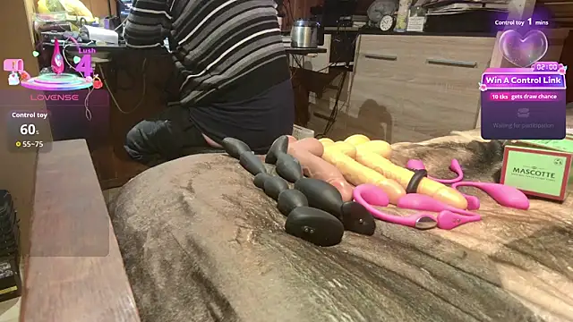 misteryman1956 online show from June 10, 10:50 am