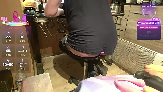 misteryman1956 online show from March 11, 7:04 am